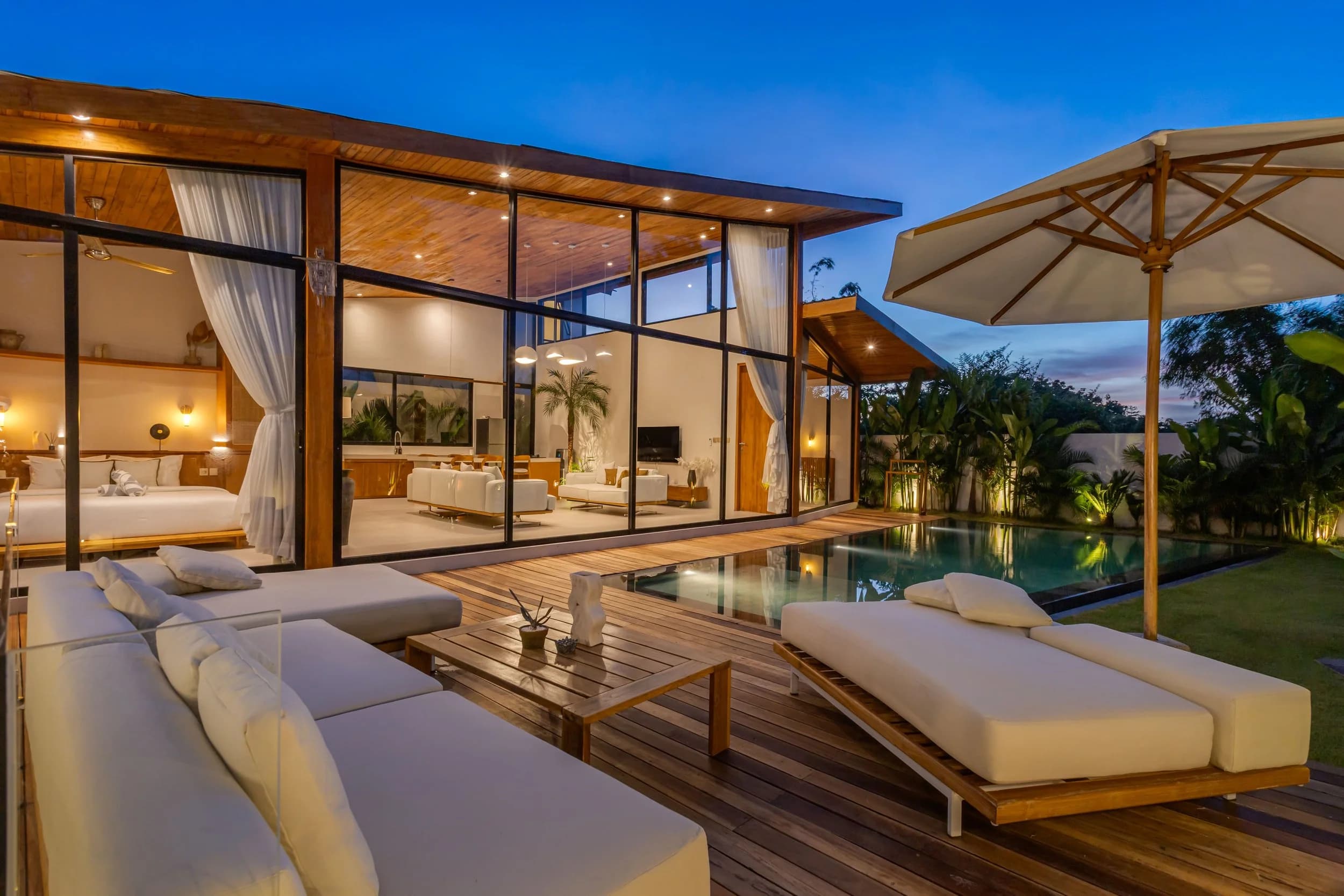 Uma Ami villa in Uluwatu at dusk