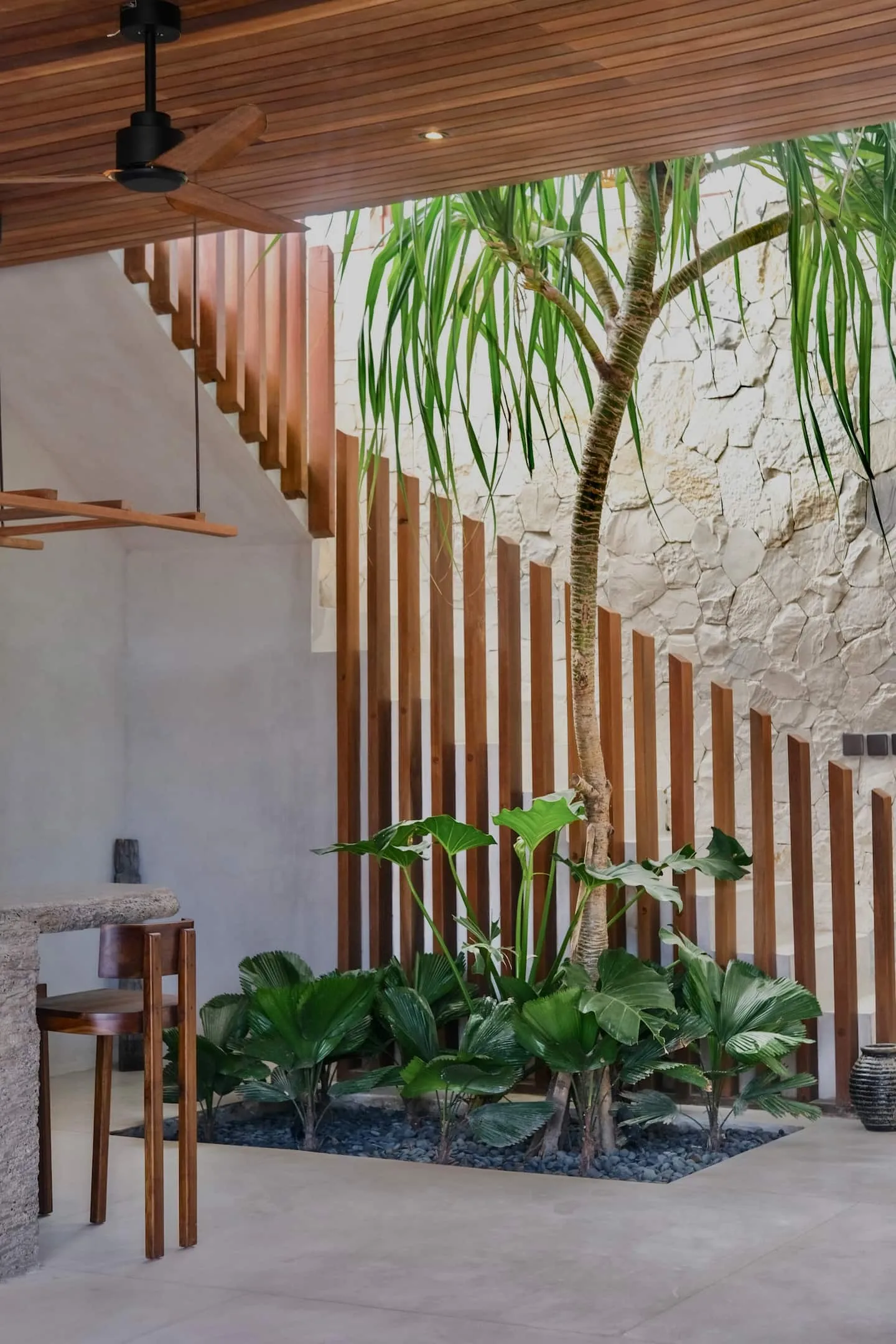 Mona Villa — view 3