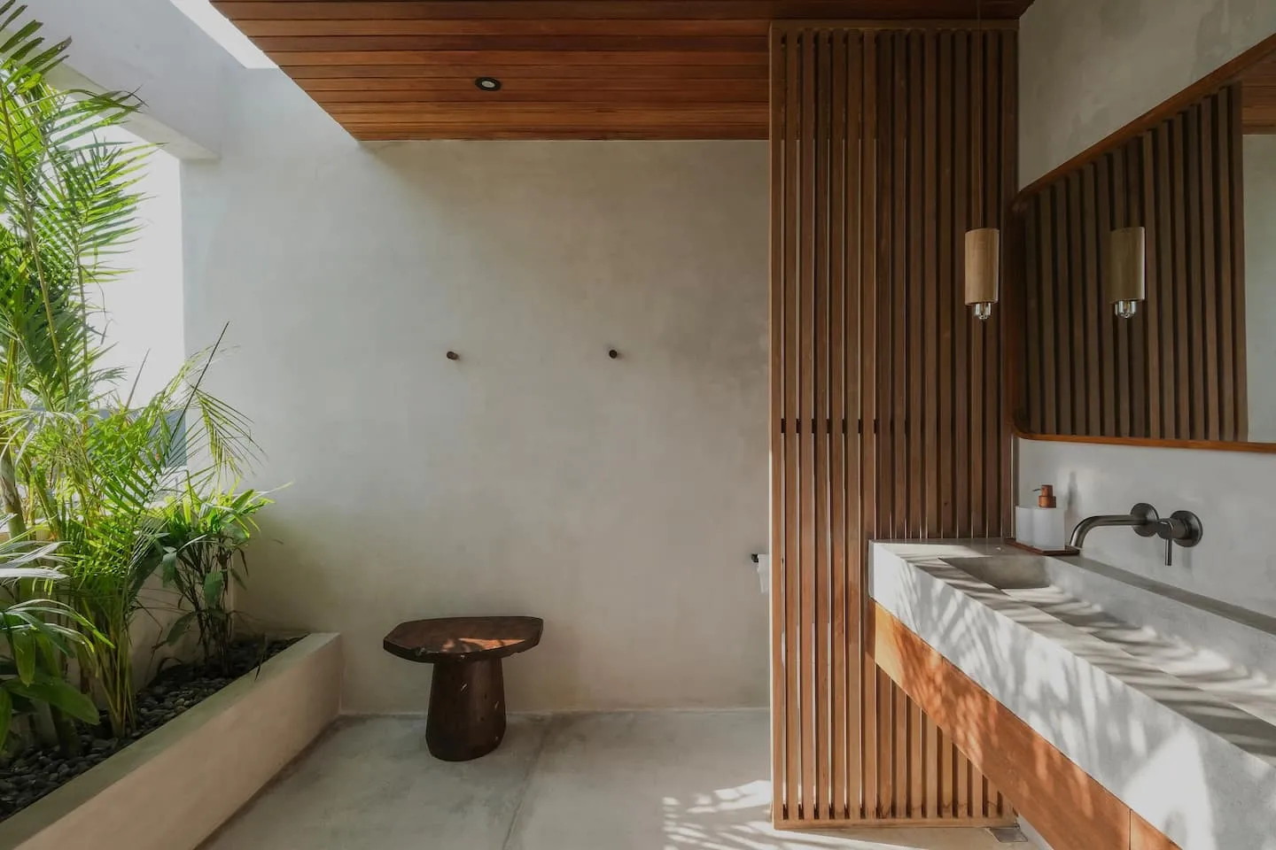 Mona Villa — view 4